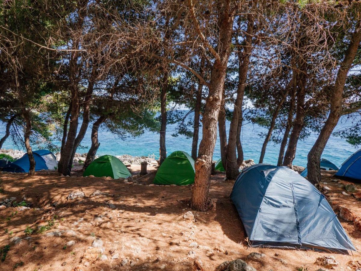 ホテル The Sea Cave Camping ヒマラ エクステリア 写真